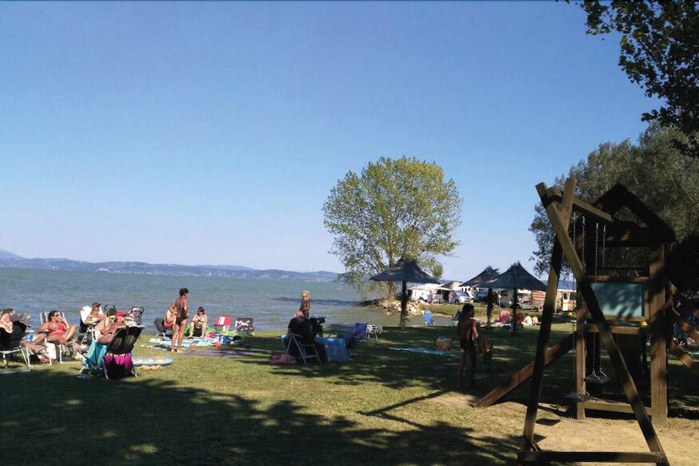Camping Listro Castiglione del Lago Esterno foto