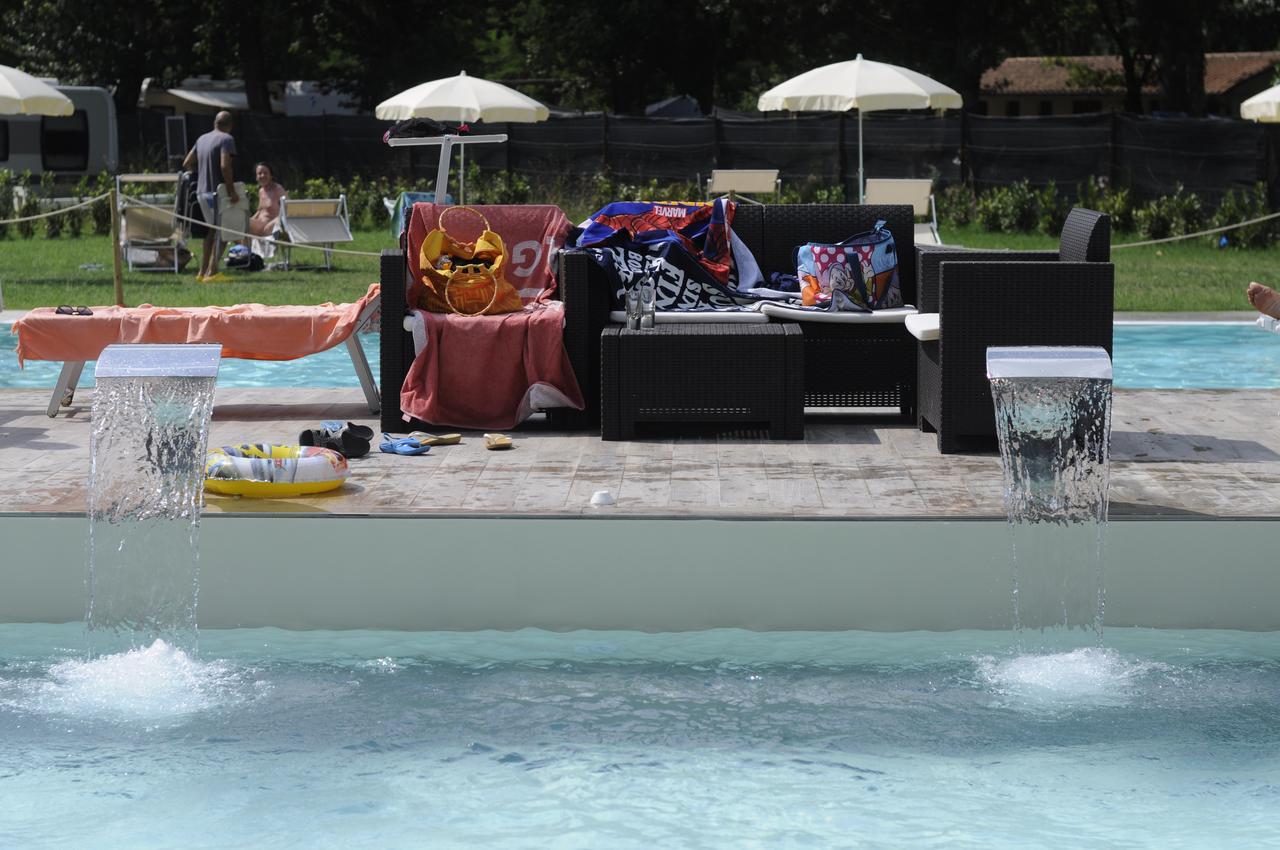 Camping Listro Castiglione del Lago Esterno foto